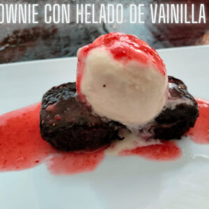62.- Brownie con Helado de Vainilla